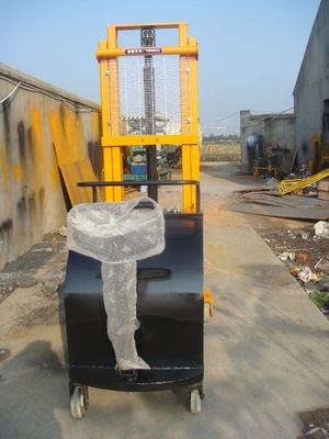 半電動堆高車 叉車_ 半電動堆高車 叉車圖片,型號,價格:9000.00元- 工廠店中國采購產(chǎn)品庫